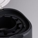 سلة حفاضات Tommee Tippee Twist and Click Advanced، نظام صديق للبيئة، تتضمن 1 × علبة إعادة تعبئة مع GREENFILM مضاد للبكتيريا من مصادر مستدامة، أبيض - Image 4